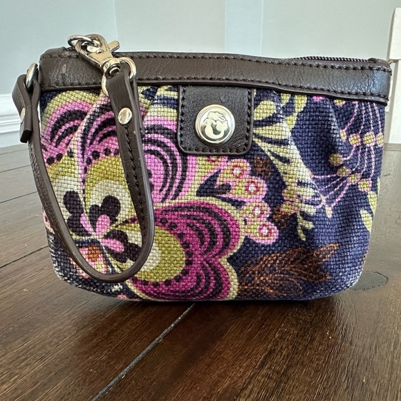 Spartina 449 Wristlet - Picture 6 of 9